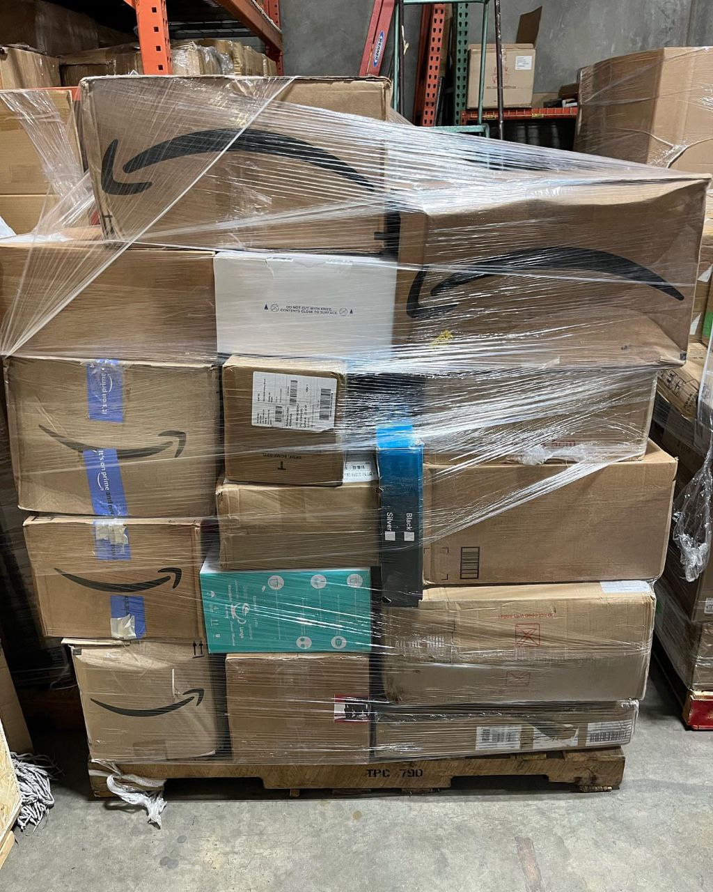 Amazon mediums pallets