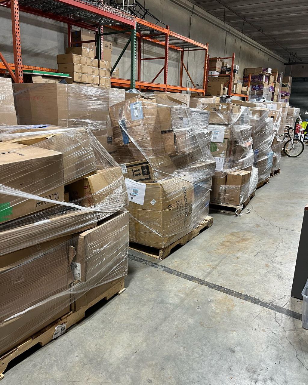 Amazon mediums pallets