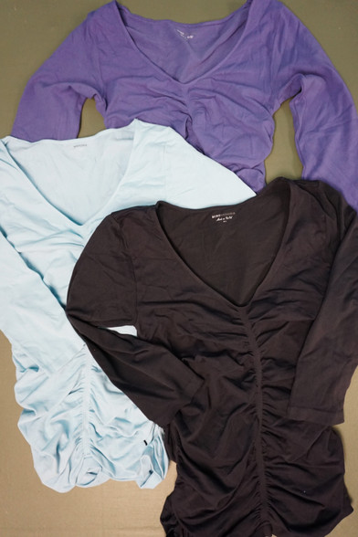 CYBER MONDAY 25pc Womens BCBGMAXAZRIA Tops #31228A (G-1-5)